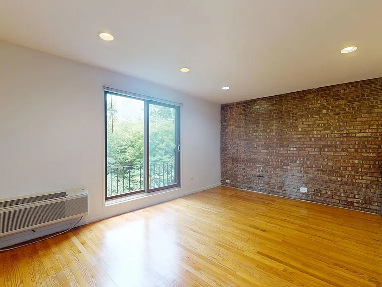 Cornell Terrace — Photo 13