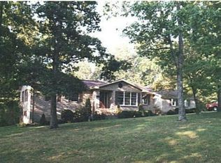 239 Waterview Dr, Crossville, TN 38555