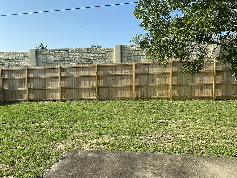 353 Peggy Dr — Photo 16