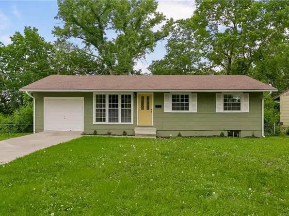 4742 Norton Cir, Kansas City, MO 64130