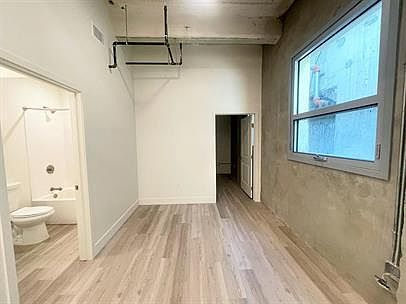 2nd image of 2002 4th Ave #23-1-1