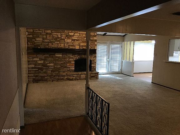 2nd image of 938 Serenade Dr