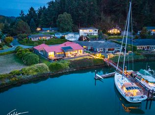 842 Shoshone Dr, La Conner, WA 98257