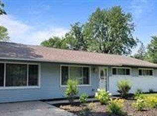 49601 E Valley Cir, Shelby Township, MI 48317