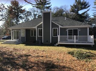 12 Long Neck Rd, Wareham, MA 02571