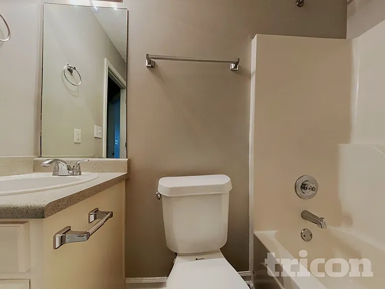 6050 Fieldwood Ln — Photo 20