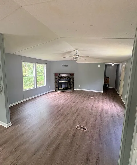 456 E Crusselle St #6 — Photo 6