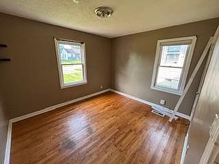 3rd image of 2639 Olive St