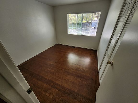 2nd image of 1822 Landana Dr