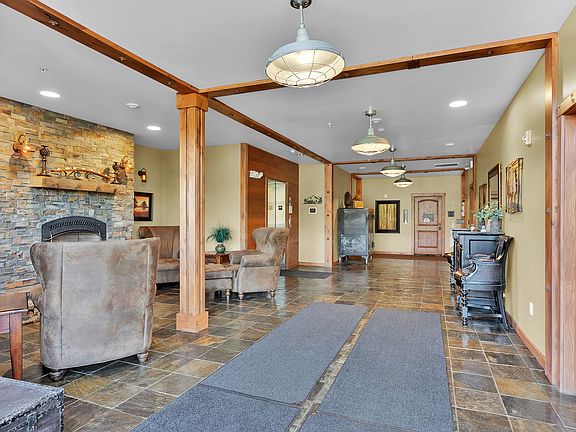 3rd image of 834 McKinley Ave #1-202