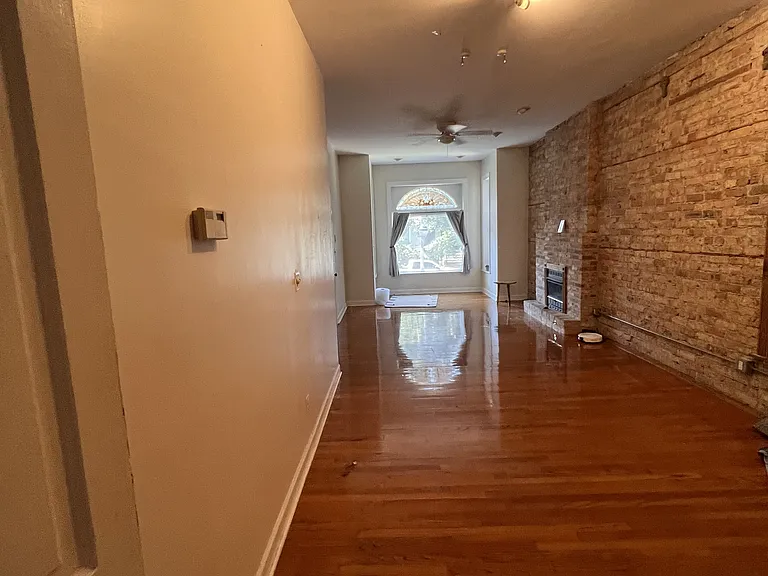 839 W Newport Ave #1 — Photo 3
