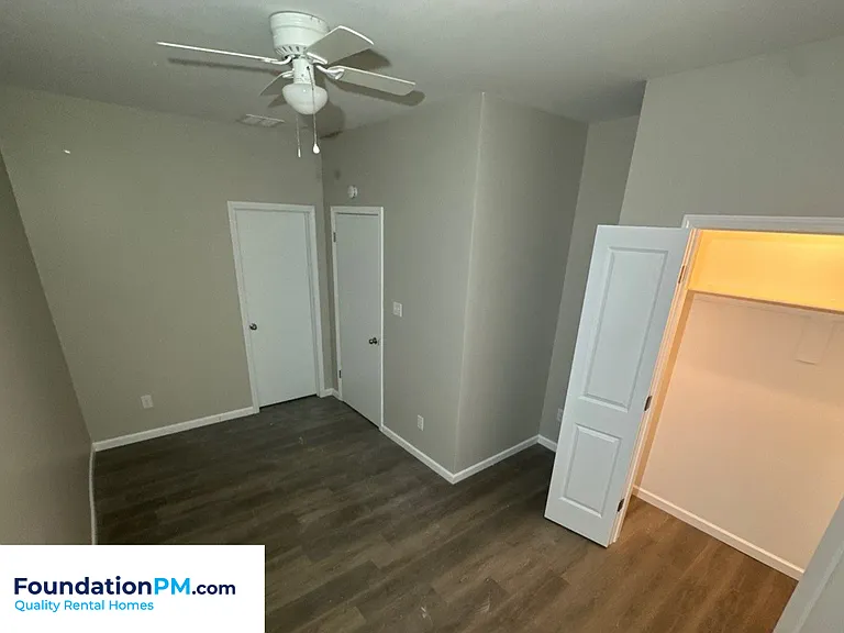 772 Pearce St — Photo 10
