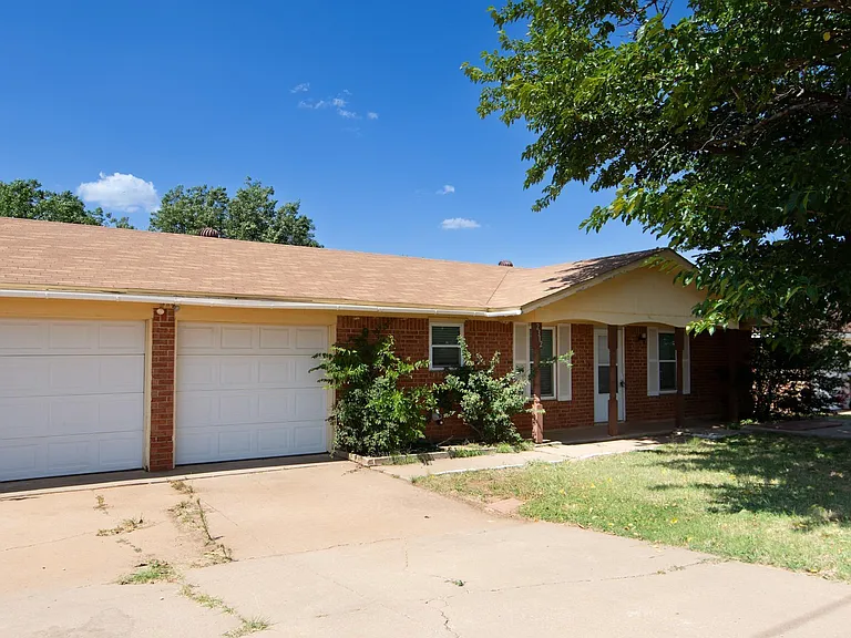 2312 Reilly Rd — Photo 2