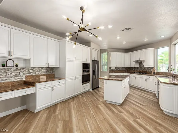 1732 Sand Storm Dr, Henderson, NV 89074