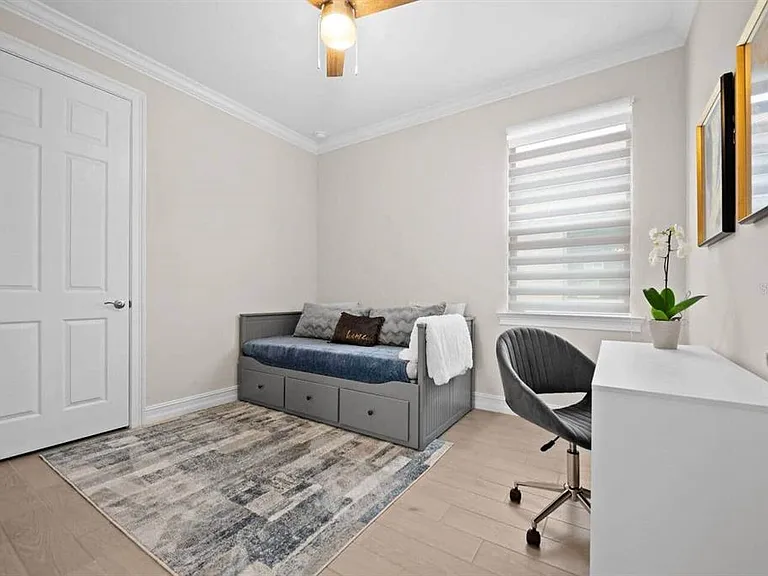 245 Teramo Way — Photo 14