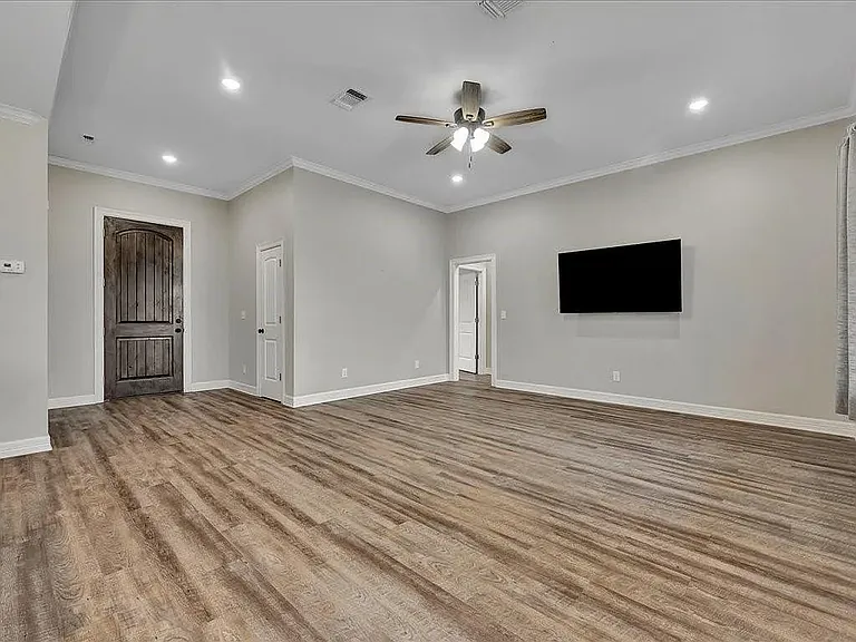 201 Shirey Dr — Photo 6