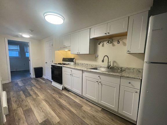 3rd image of 46 W Central Ave #C
