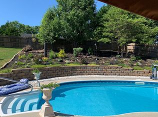312 Taylor Leigh Ct, Ball Ground, GA 30107