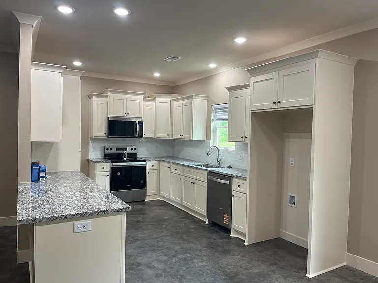 55 Green Timber Way — Photo 3