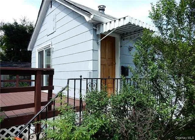 Studio, 1.0 bath, 400 sqft, $1,700 — Photo 2