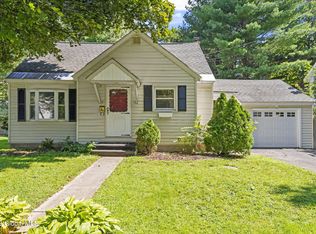 5 Spruce St, Albany, NY 12205