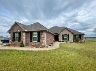 700 Hendrix Rd, Greenwood, AR 72936
