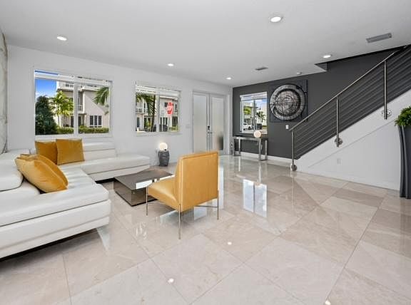 2nd image of 10369 NW 66th St #1