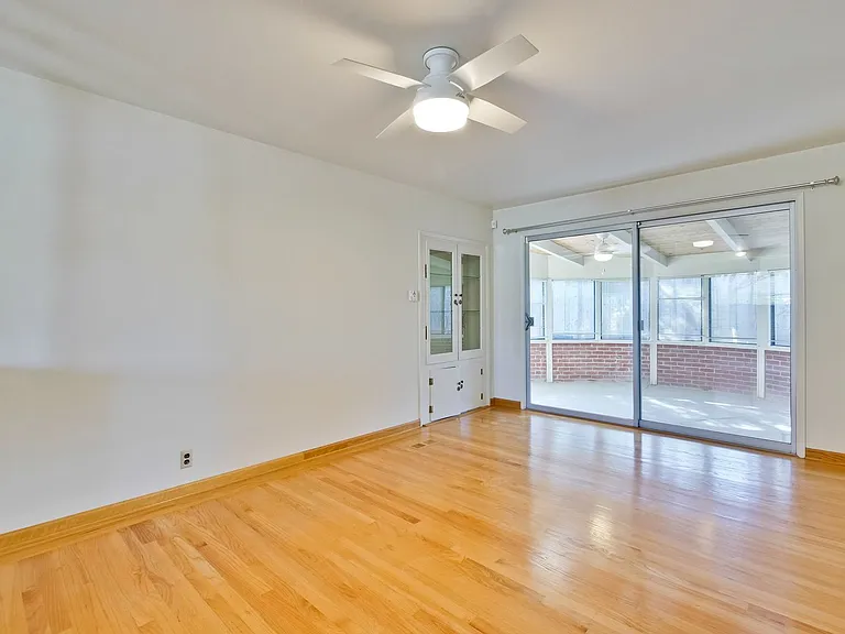 4712 Clarendon Dr — Photo 19