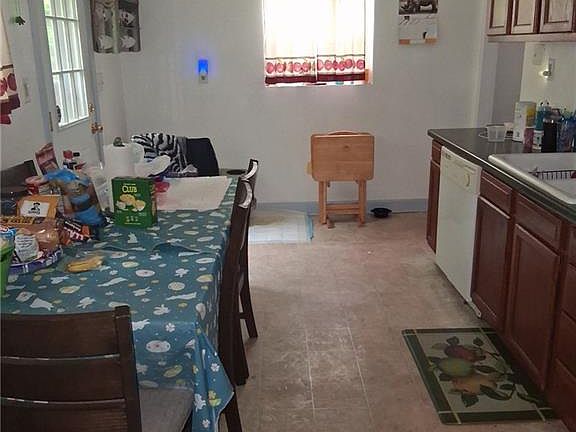 2nd image of 4152 Pughsville Rd