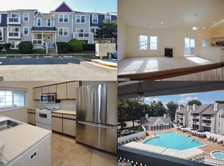 12929 Grays Pointe Rd #C, Fairfax, VA 22033