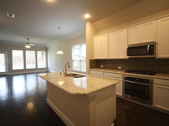 2nd image of 1412 Caney Creek Ln