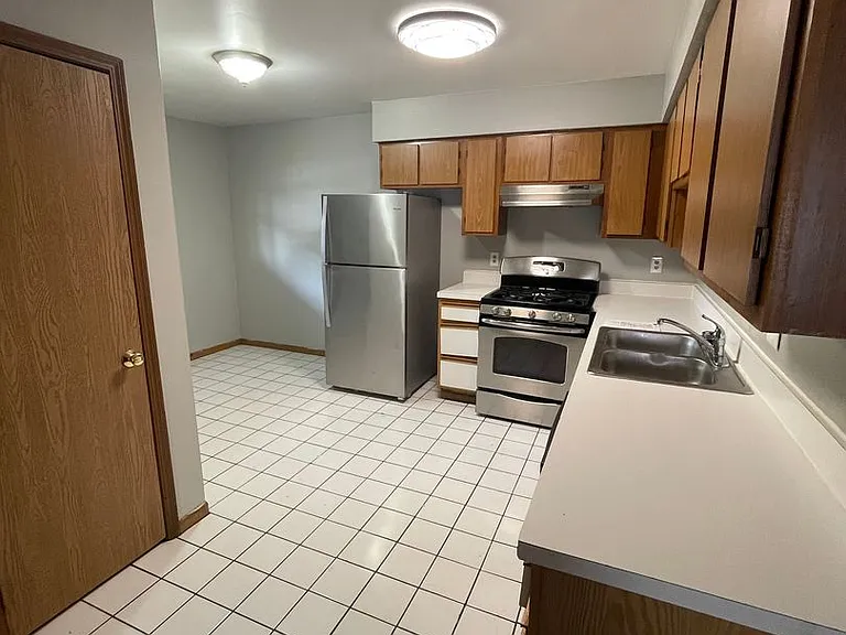 72 Chittenden Ave — Photo 25