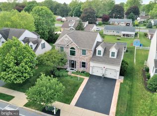 216 N Oak St, Lititz, PA 17543