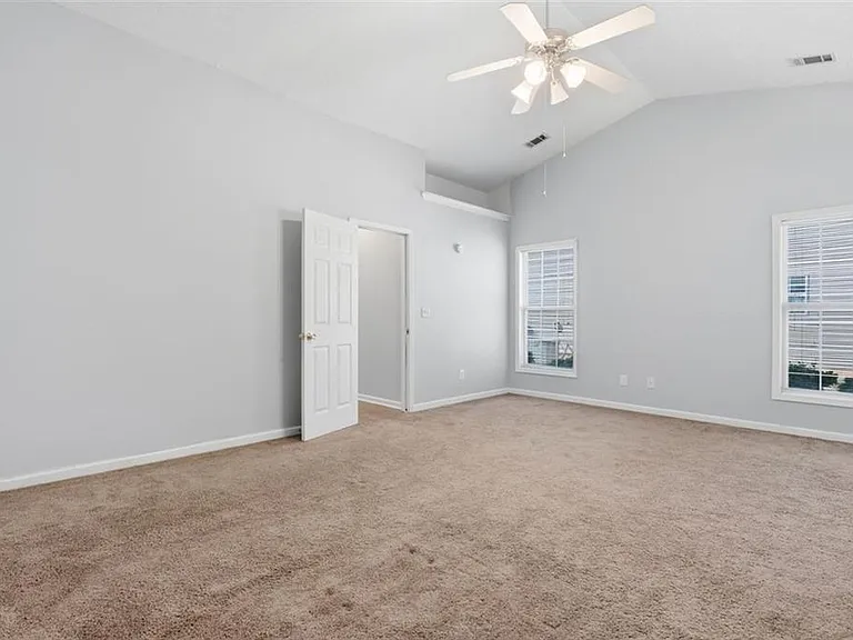540 Sterling Hill Dr — Photo 23