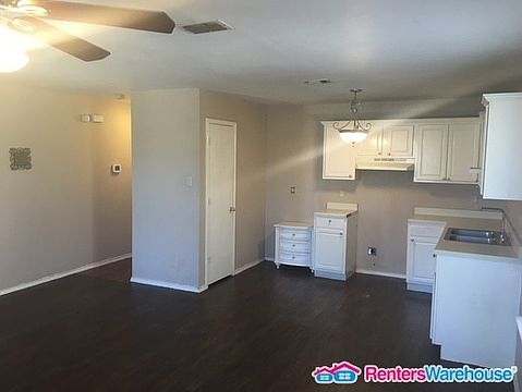 4th image of 9035 Port Shire Dr