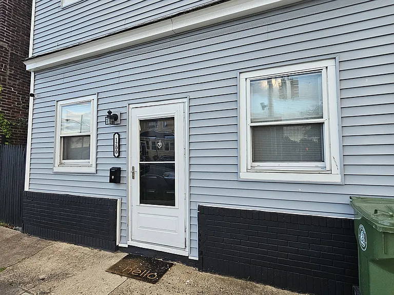1200 S Wood Ave #A — Photo 3