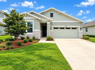 10157 Spring Lake Dr, Clermont, FL 34711