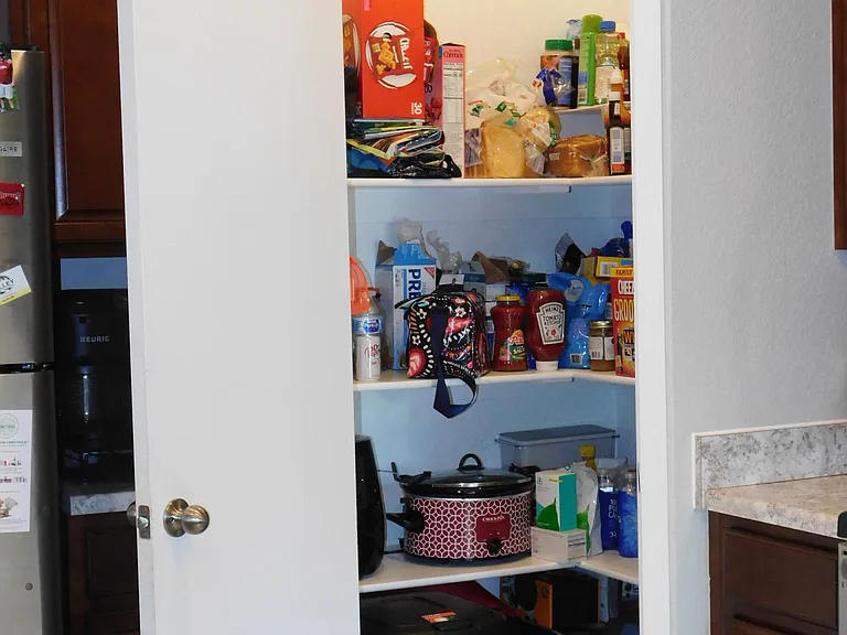 Fabulous walk-on pantry, too!