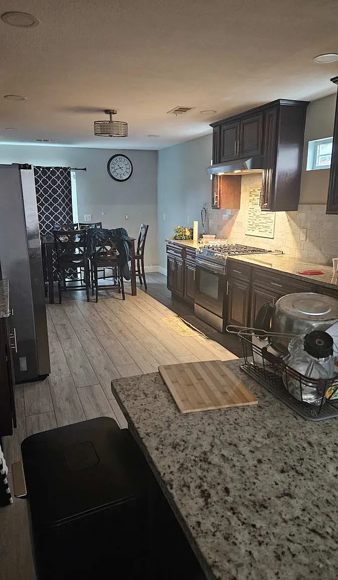 6261 Jackson Ave — Photo 4