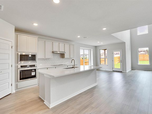 7th image of this home