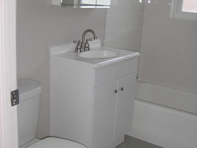 214 S Myrtle Ave #D — Photo 2