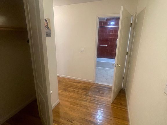 4th image of 866 E 169th St #1A
