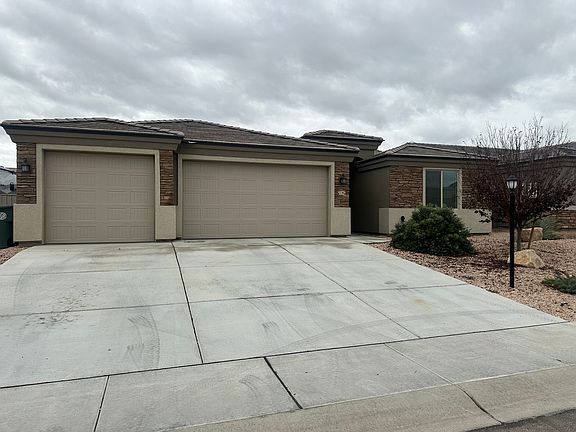 4th image of 2142 Gene Autry Dr