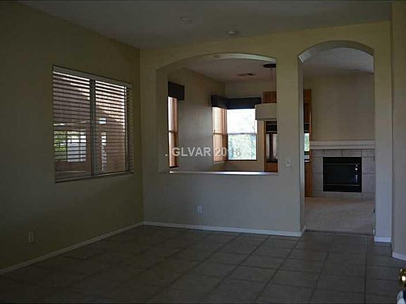 2nd image of 870 Garden Breeze Way