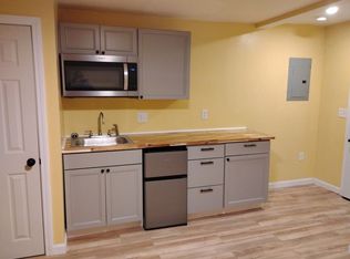 889 Elm St #11, Newport, ME 04953