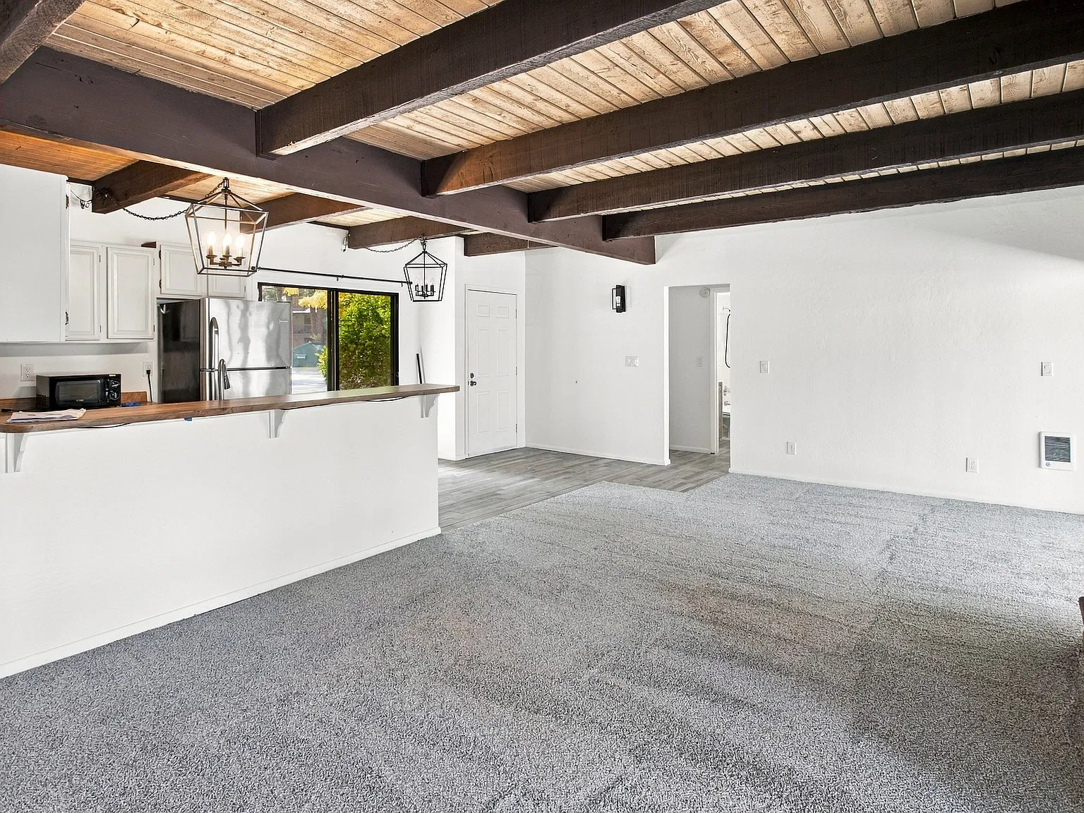 2820 Park Cir — Photo 4