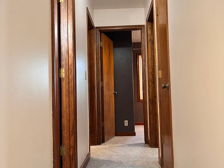 11713 Sprague Cir — Photo 7