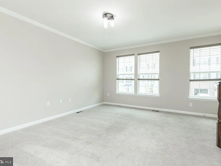 227 Schramm Loop — Photo 32
