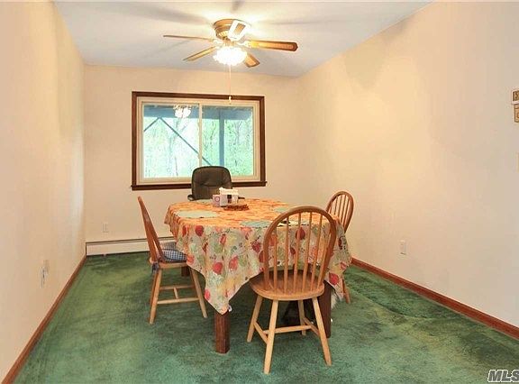 4th image of 184 Helme Ave