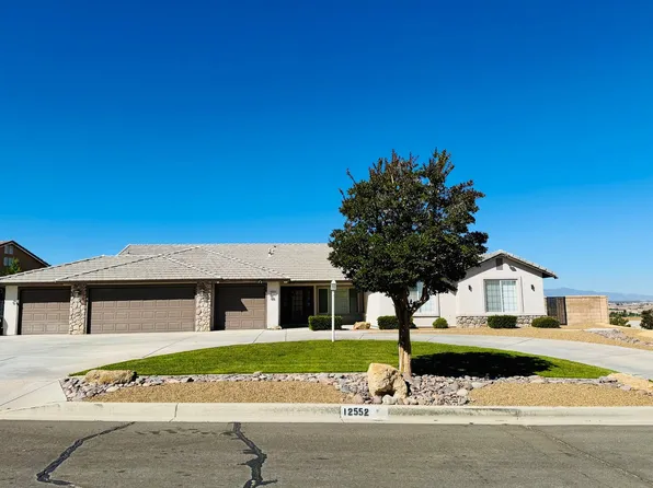 12552 Overlook Rd, Apple Valley, CA 92308